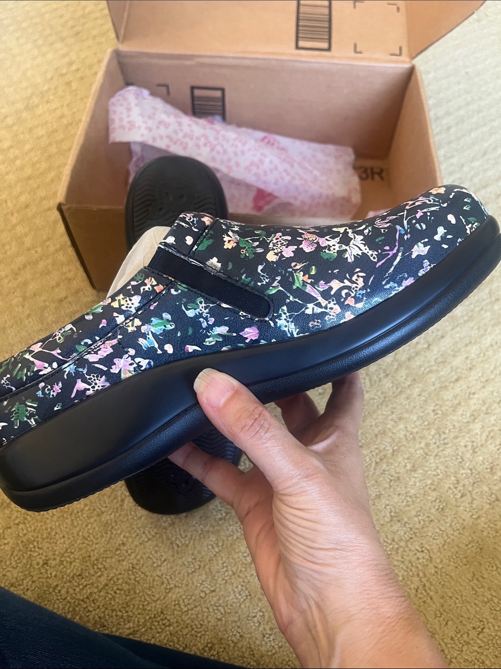 Alegria Women’s Black Floral Slip-On Clogs New in Box Leather Upper - Picture 7 of 10